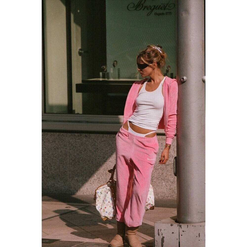 Sporty & Rich Health Ivy Cotton Velour Sweatpants Pink Large Retro Sporty Lounge